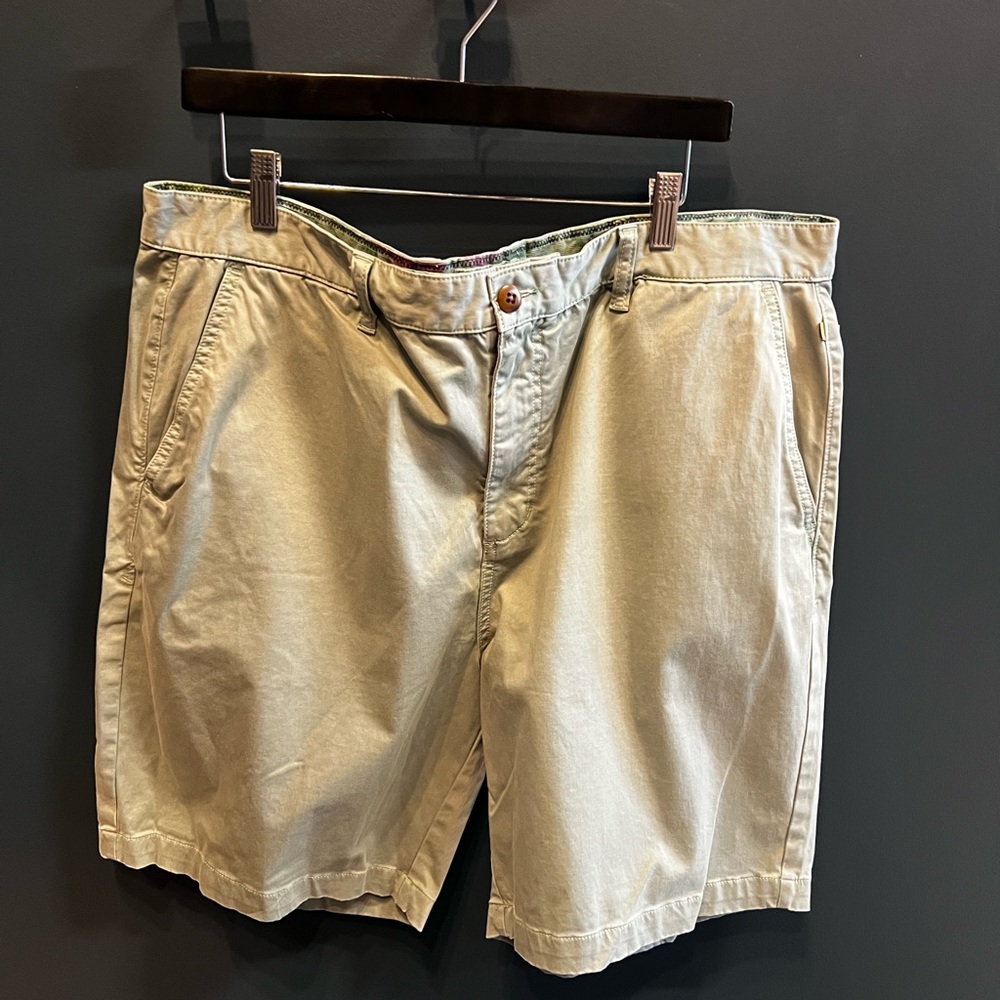 Island Short - Coastal Sage